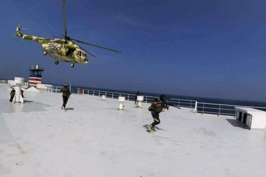 بلومبيرج: الولايات المتحدة تجري محادثات مع حلفائها الخليجيين بشأن العمل العسكري ضد الحو..ثيين