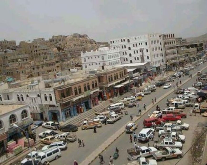 عقب حملة عسكرية حاولت اقتحام المنازل.. اشتباكات عنيفة بين مواطنين ومليشيا الحوثي وسط اليمن 