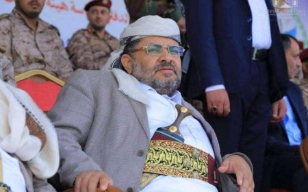 طبول الحرب تقرع.. محمد علي الحوثي يكشف كيف سيكون الرد على القصف الأمريكي على جماعته بالبحر الأحمر