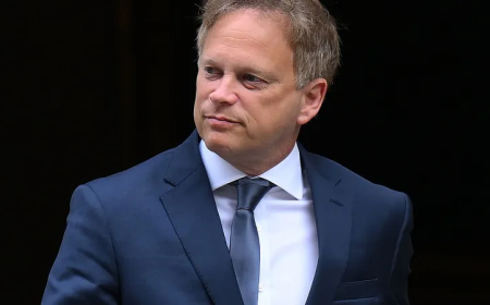 بريطانيا تتلقى الضوء الأخضر لتنفيذ عمليات عسكرية ضد جماعة الحوثي في البحر الأحمر