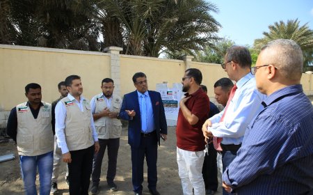 وضع حجر أساس مستوصف طبي بمديرية خور مكسر بتمويل كويتي وتنفيذ التواصل للتنمية الإنسانية