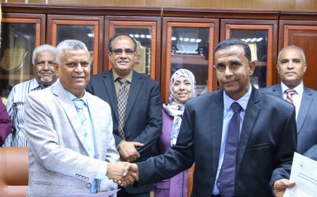 توقيع اتفاقية تعاون مشتركة بين كليتي الإعلام بجامعة عدن والآداب بحضرموت