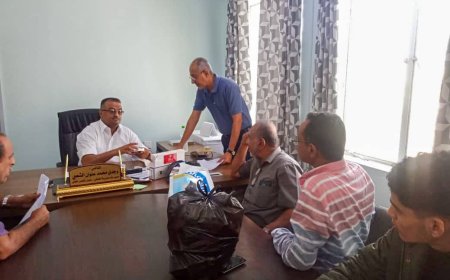 مأمور التواهي يناقش سير عمل الفريق الميداني لحملة السجائر المهربة