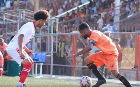 شمسان يصعق التلال ويمنح وحدة عدن فرصة الانفراد بصدارة دوري عدن الممتاز