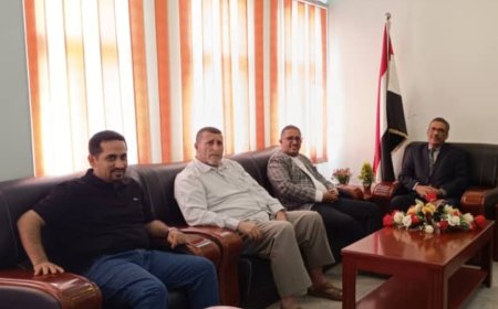 اجتماع يناقش كلفة الطباعة في مؤسسة مطابع الكتاب المدرسي