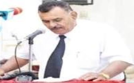 الوزير الزعوري يعزي في وفاة مستشار رئيس الجمعية الوطنية للمجلس الانتقالي الجنوبي