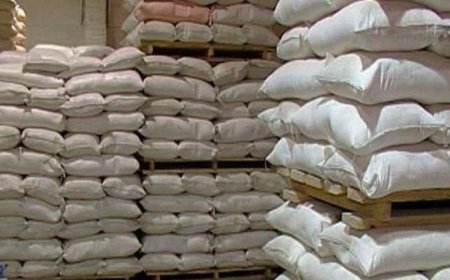 الدقيق يرتفع في عدن بسبب قصف صنعاء والحديدة