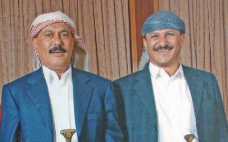 تفجير دار الرئاسة  للواجهة مجددا.. نجل شقيق الرئيس صالح نعرفهم بالاسم وسنحاسبهم