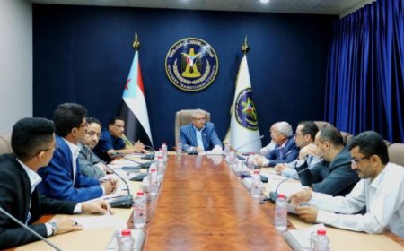 بوادر أزمة جديدة بعد قرار وزير الداخلية.. الانتقالي يهاجم القرار ويصدر بيانا ناريا