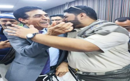 بعد زيارة موثق حرب صيف 1994 إعلاميا لعدن وحضرموت.. هذا ما قاله اللواء البحسني عن توفيق جزوليت 