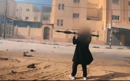 بالفيديو.. القسام تستهدف قوات الاحتلال وتحرق آليات عسكرية
