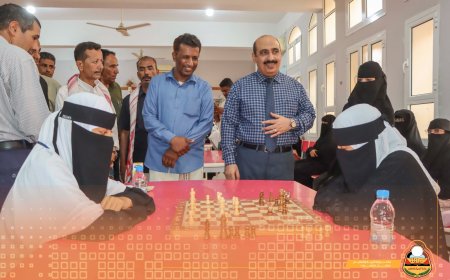 المدير باعباد يدشن انطلاقة أولمبياد الرياضة المدرسية على مستوى مدارس المحافظة