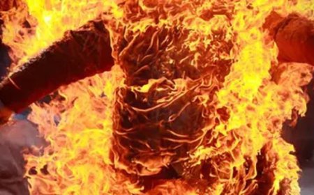 رجل يحرق طفلته وزوجته وعائلتها .. ما السبب ؟