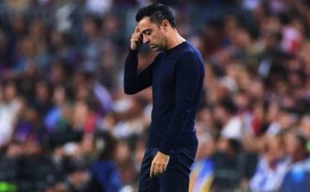 برشلونة يطيح بـ5 لاعبين.. وأزمة الشرط الجزائي تهدد بديل تشافي