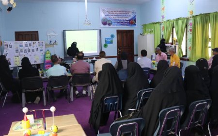 فريق تربوي من الشيخ عثمان يتعرف على معمل الرياضيات الأول من نوعه في مجمع خديجة التعليمي بالمنصورة