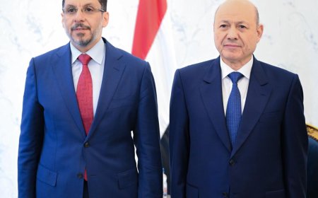 عاجل.. الرئيس العليمي يضع 5 أولويات عاجلة أمام رئيس الوزراء