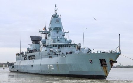 بإمكانها إسقاط الأهداف على مسافة 160كيلومتر.. فرقاطة ألمانية تتوجه إلى البحر الأحمر