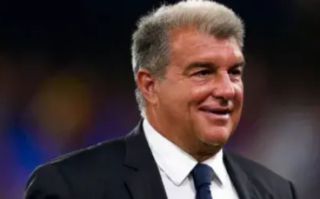 برشلونة يفكر في التفاوض مع أسطورة ريال مدريد لخلافة تشافي. مفاجأة