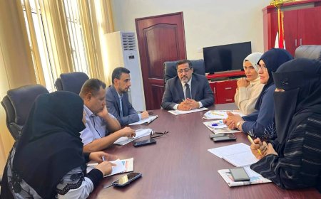 التقى وزير العدل.. فريق مناصرة وصول النساء للخدمات القضائية باتحاد نساء اليمن - عدن يواصل نزولاته إلى صناع القرار