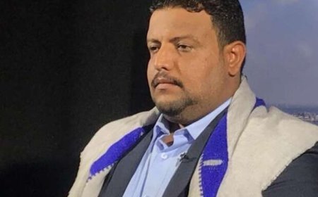 حذر مما هو قادم.. أسامة الشرمي: مليشيات الحوثي تريد محاصرة اليمنيين 