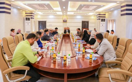 لدى ترأسه إجتماع مجلس الوزارة.. وزير النقل يحذر من الكوارث البيئية لتصعيد الحوثيين بالبحر الأحمر والعربي ومضيق باب المندب