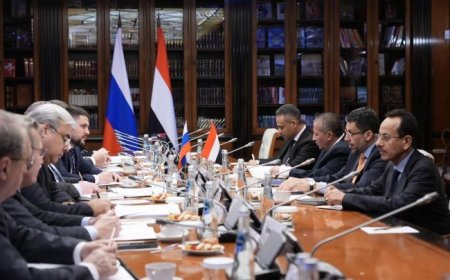 مباحثات يمنية روسية في موسكو