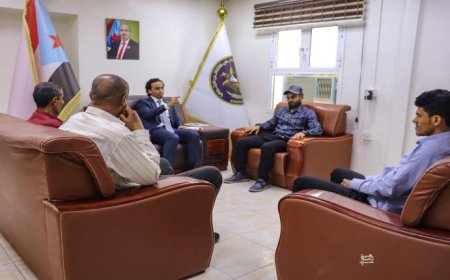 السقاف يلتقي نائب مدير عام مؤسسة المياه والصرف الصحي بالعاصمة عدن