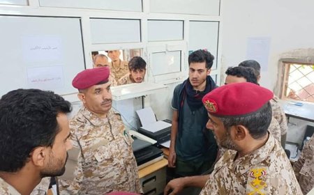 رئيس هيئة الأركان العامة يتفقد سير العمل بدائرة الرعاية الاجتماعية