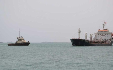 جديد البحر الأحمر.. احتجاز سفينة تجارية وإعلان للبحرية البريطانية