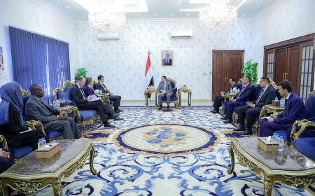 رئيس الوزراء يستقبل في عدن وكيل الأمين العام للأمم المتحدة