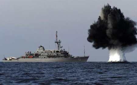 انفجار قرب سفينة أمريكية على بُعد 57 ميلاً بحرياً من عدن