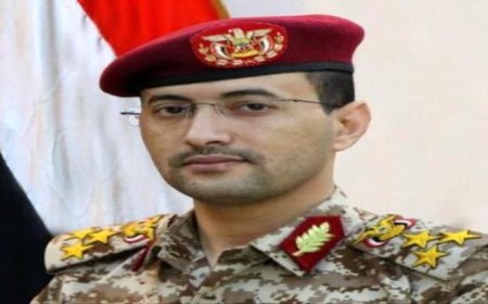 ناطق الحوثيين يصدر بيانا عن الاحداث الاخيرة في البحر الاحمر
