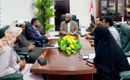 وزارة الأوقاف تناقش خطة تسيير 350 مرشدًا لتعزيز خطاب الوسطية في المحافظات المحررة