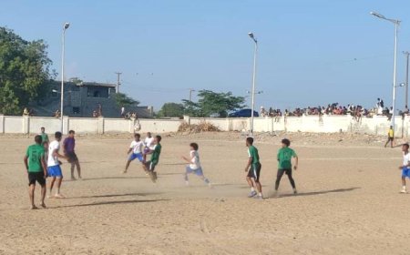 الجزيرة والنش يتعادلان سلبيا في مباراة مثيرة في دوري الكود الرمضاني بخنفر