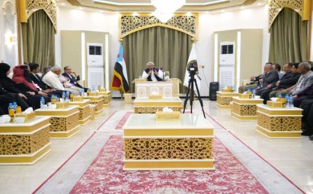 خلال لقائه بالإعلاميين.. الزبيدي: لسنا ضد فتح الطرقات والاتهامات الحوثية كتلة من الأكاذيب