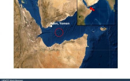 انفجار على مسافة من مؤخرة سفينة جنوب شرق عدن