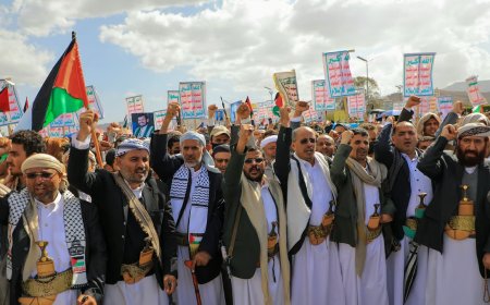 اجتماع نادر بين قيادات حماس والحوثي لمناقشة "آليات تنسيق المقاومة"‎