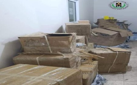 بالصور.. ضبط كمية كبيرة من الأدوية المهربة شمالي عدن