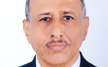 مدير عام الموارد المالية في محافظة أبين الاستاذ لخشع يشكر كل من قدم لهم واجب العزاء