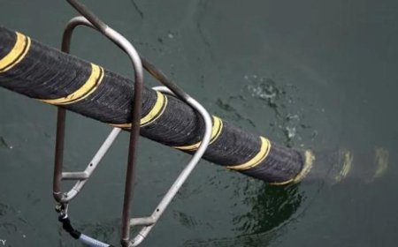 شركات الاتصالات العالمية تودّع ‘‘البحر الأحمر’’ وتبدأ نقل الكابلات بسبب الهجمات الحوثية  