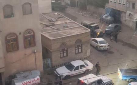 بالفيديو.. آخر تطورات الأوضاع في صنعاء بعد محاصرة منزل الشيخ (طعيمان) وتوافد قبائل مأرب