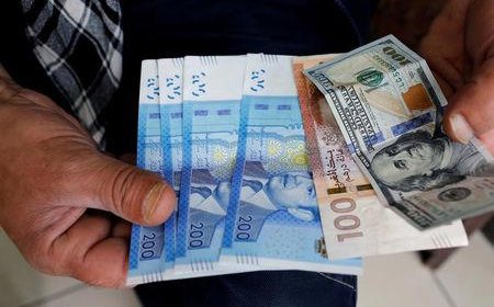 دولة عربية بصدد تعويم عملتها تنفيذًا لشروط صندوق النقد الدولي