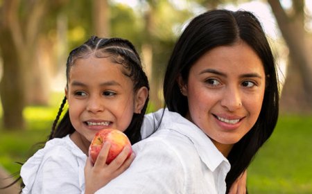 علامات تؤكد أن علاقتك بابنك صحية خالية من المشكلات النفسية