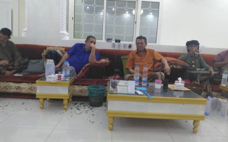 المناضل أديب العيسي في ضيافة العميد الركن عبدالله عبدربه وعدد من القيادات العسكرية والأمنية بالعاصمة عدن