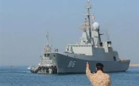 ردا على الاتهام الأمريكي.. روسيا تكشف حقيقة صفقتها مع الحوثيين مقابل السماح للسفن بالمرور عبر البحر الأحمر