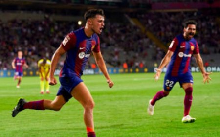 "جوهرة" برشلونة يفاجئ تشافي قبل مباراة باريس بدوري الأبطال