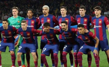 لماذا تعمد ثلاثي برشلونة تلقي البطاقات أمام قادش؟