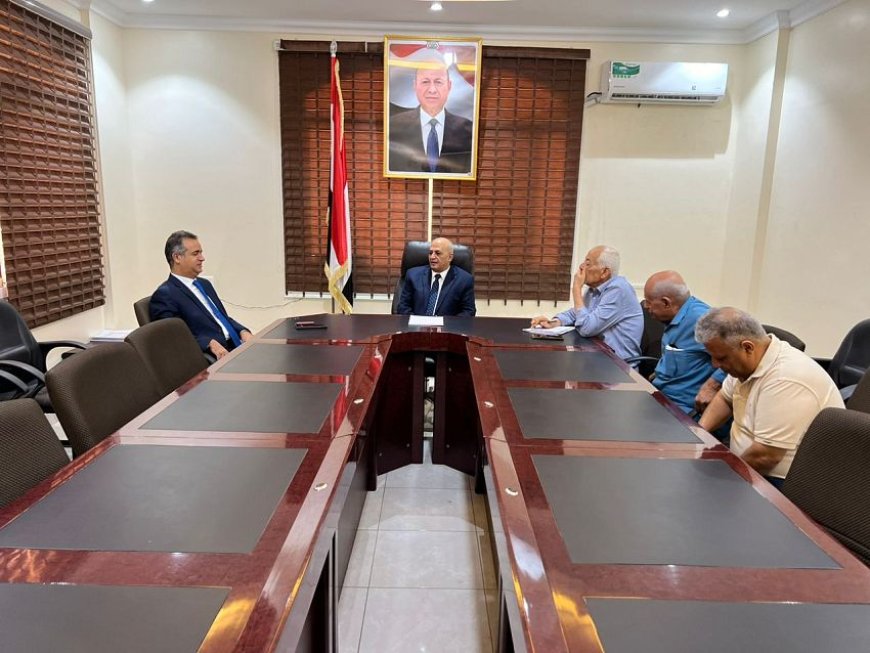 وزير المياه والبيئة يجري اتصالا هاتفيا بنظيره الليبي لبحث علاقات التعاون الثنائي بين البلدين