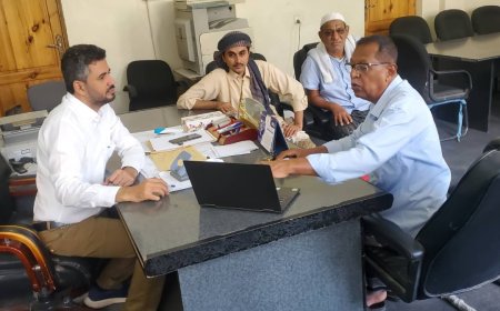 مدير مكتب الزراعة والري بساحل حضرموت يلتقي مؤسسة إسهام للتنمية لتدارس مشكلة الجفاف بمديرية غيل باوزير