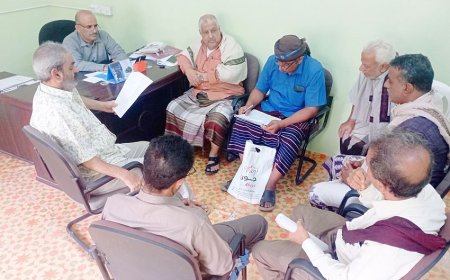 اجتماع لجنة متابعة موقع مشروع المحطة الكهربائية التحويلية الجديدة في لحج